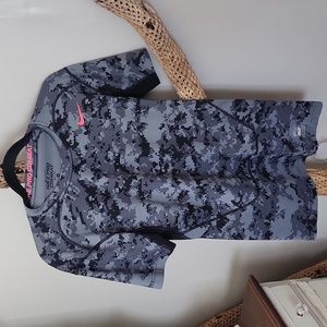 Nike dri-fit tee